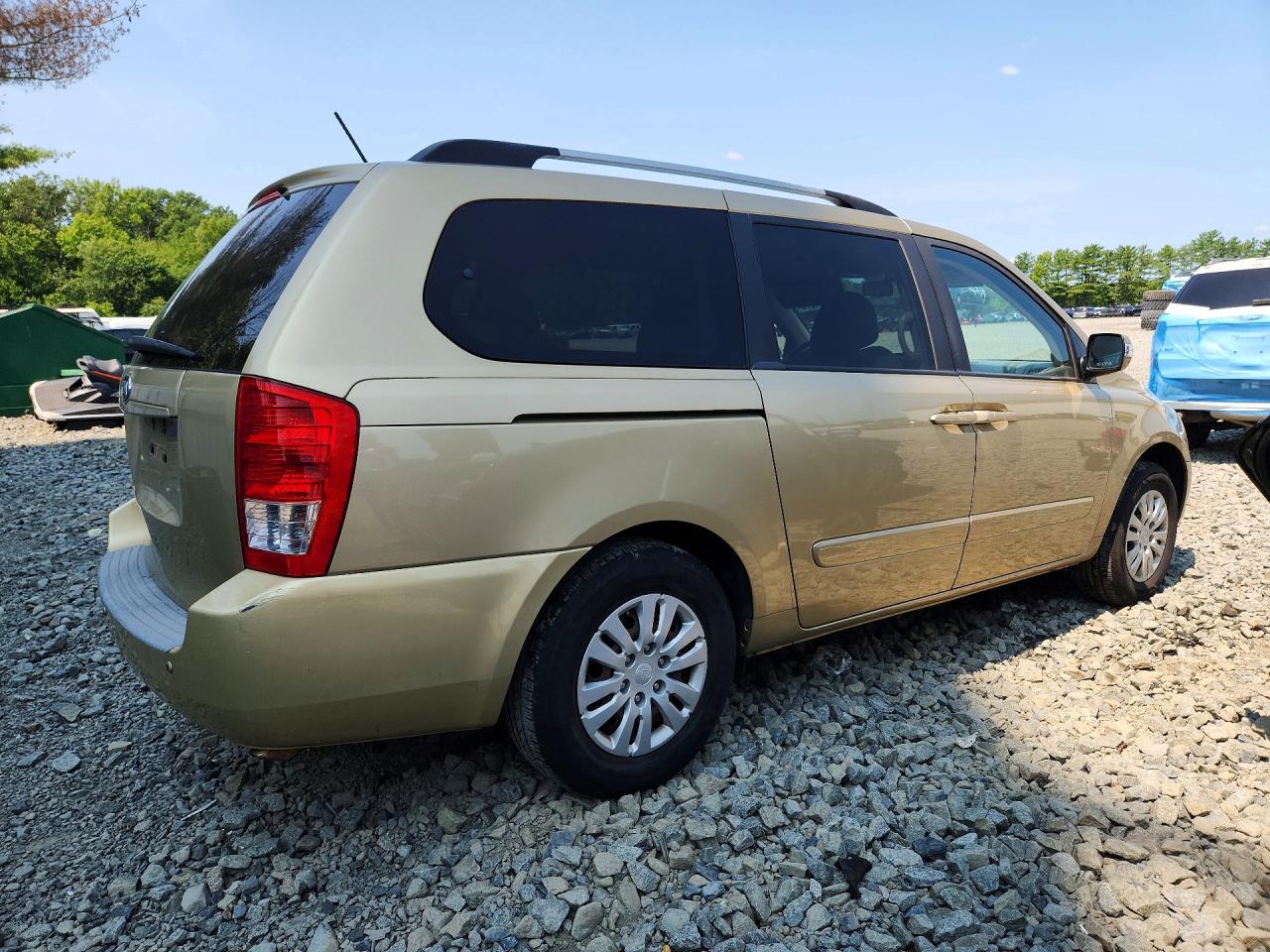 2011 KIA SEDONA