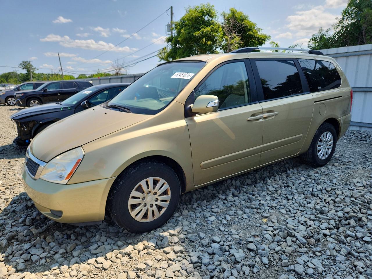 2011 KIA SEDONA
