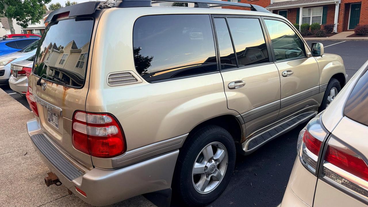 2004 TOYOTA LAND CRUIS