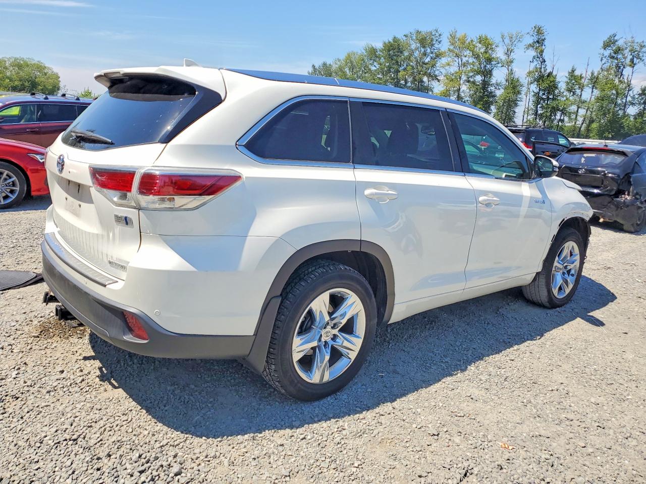 2015 TOYOTA HIGHLANDER