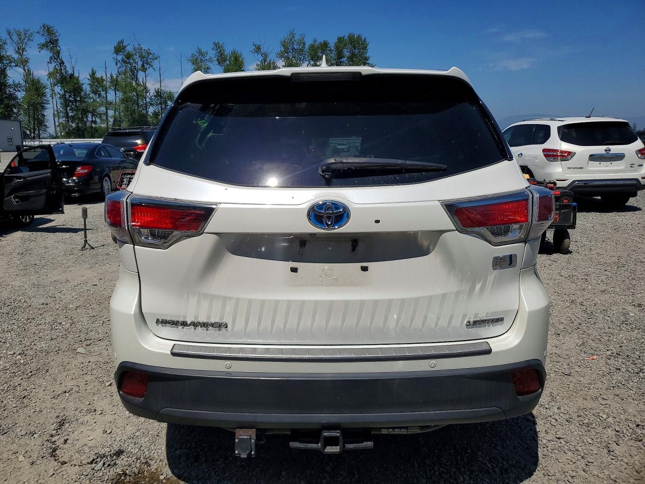 2015 TOYOTA HIGHLANDER