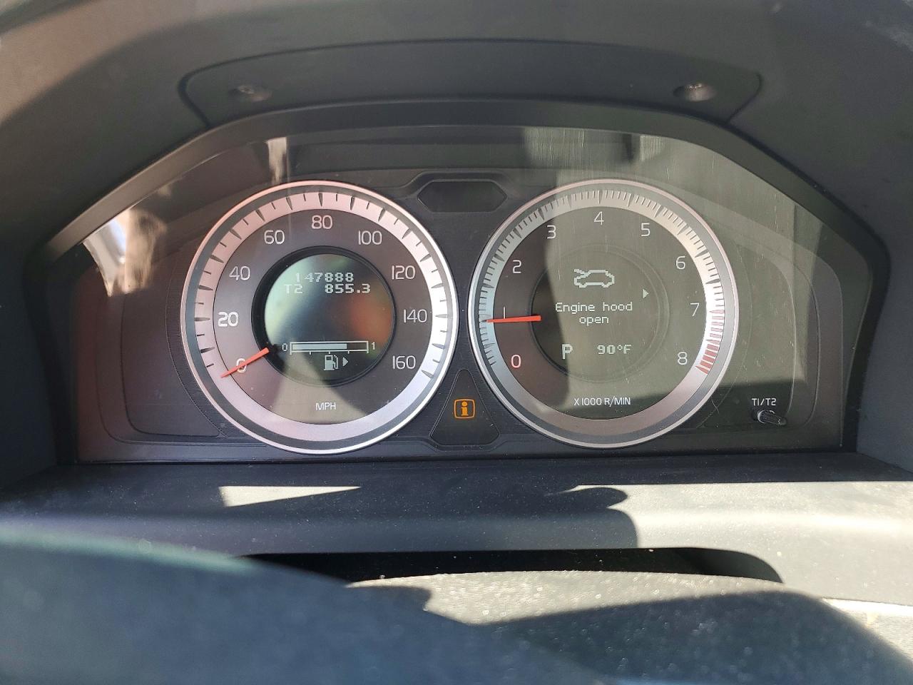 2011 VOLVO XC70