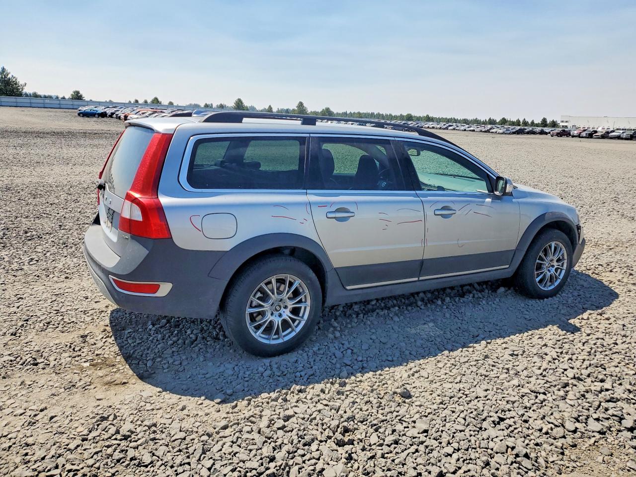 2011 VOLVO XC70