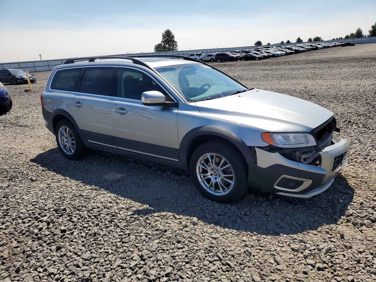 2011 VOLVO XC70