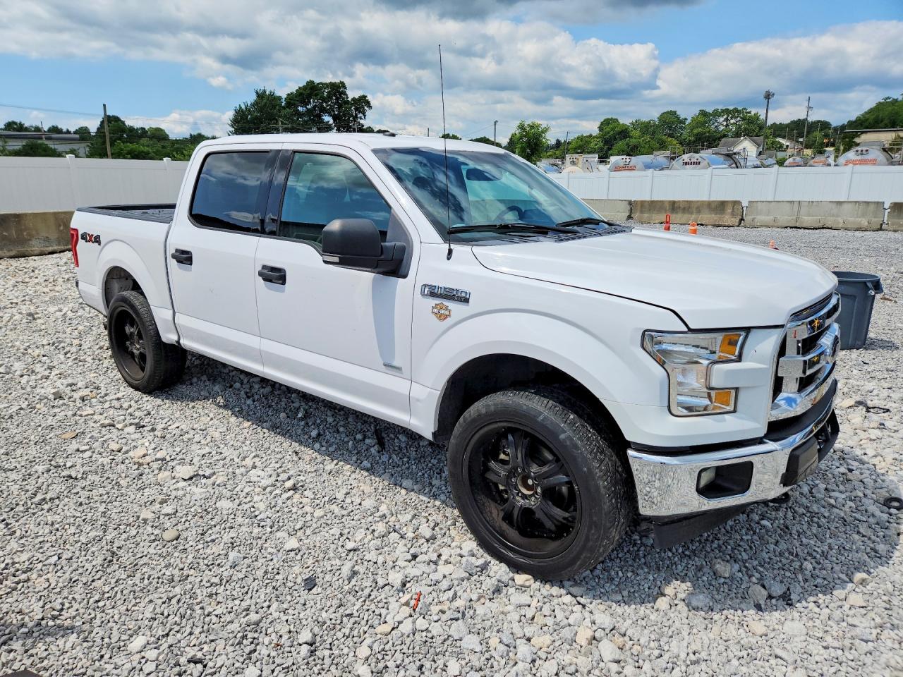2017 FORD F150