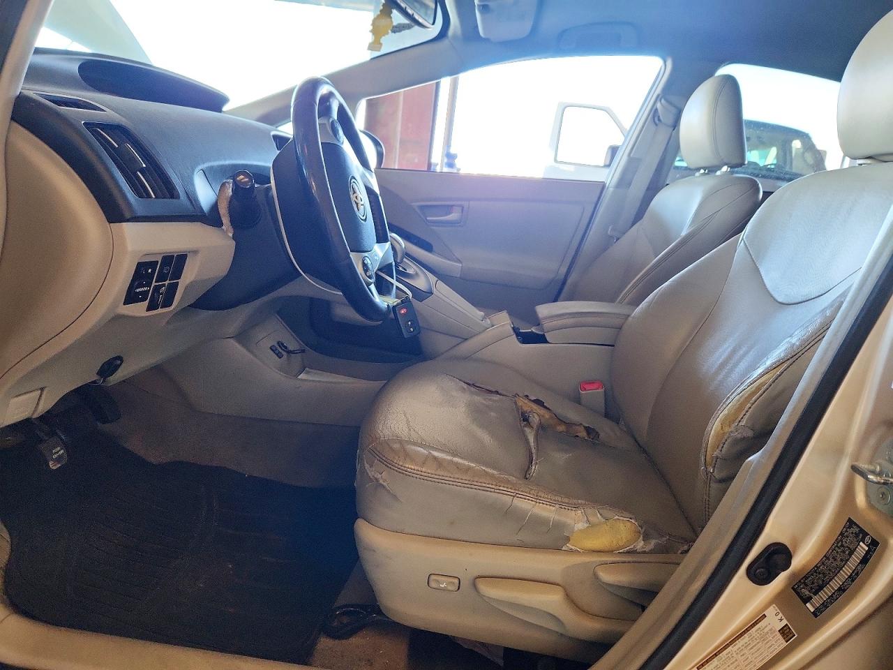 2010 TOYOTA PRIUS