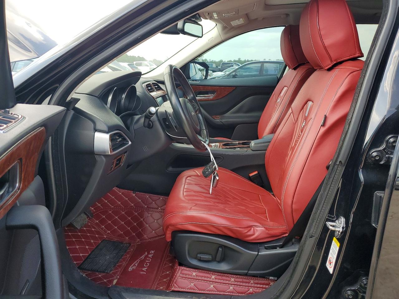 2017 JAGUAR F-PACE