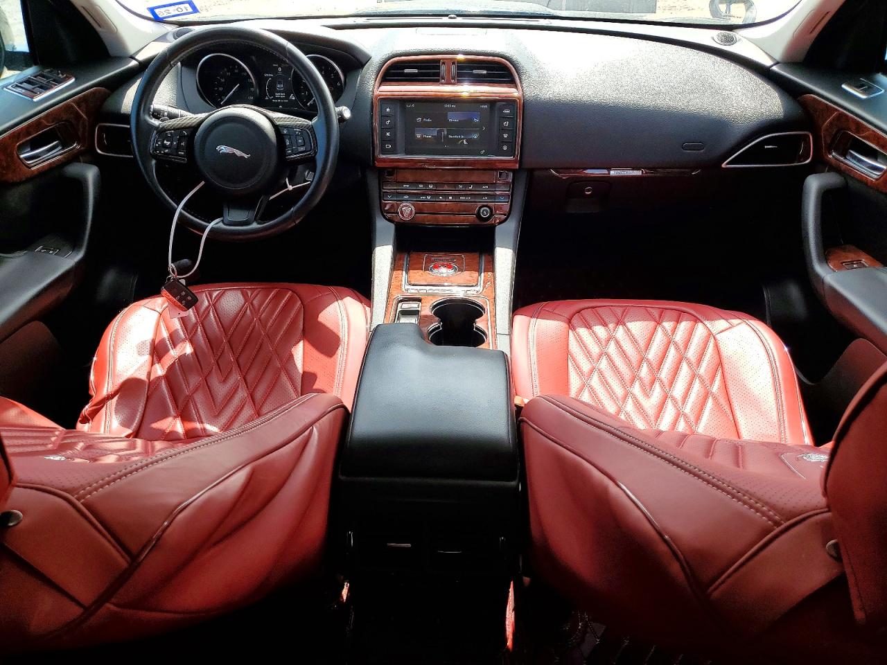 2017 JAGUAR F-PACE