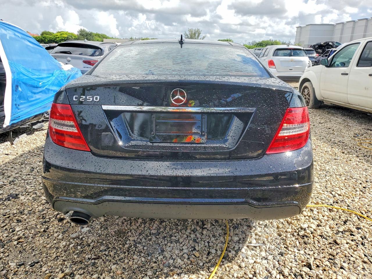 2013 MERCEDES-BENZ C-CLASS
