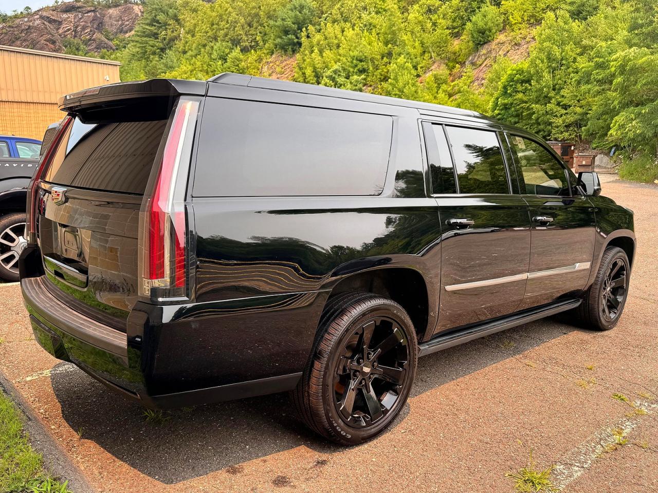 2018 CADILLAC ESCALADE