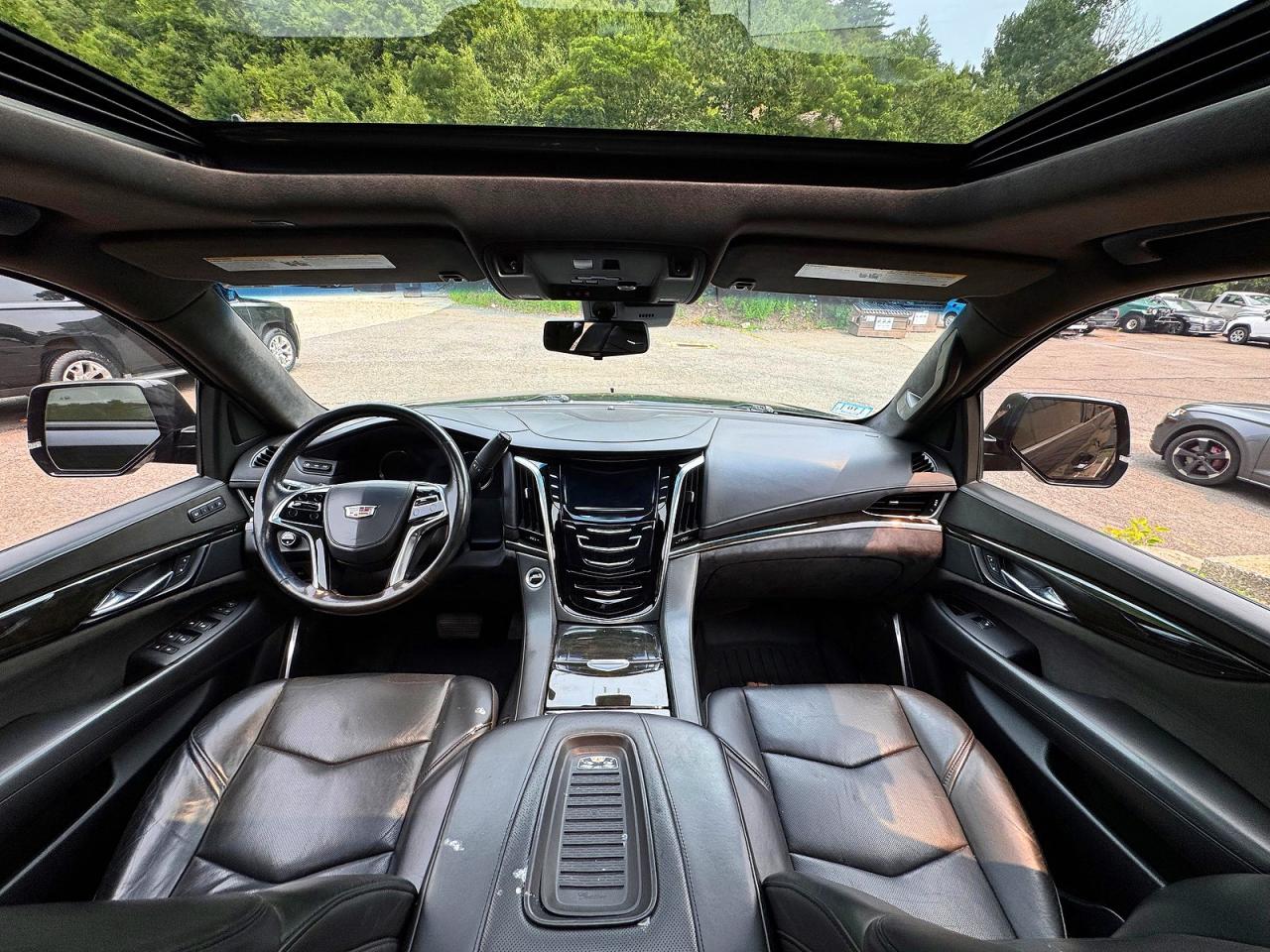 2018 CADILLAC ESCALADE