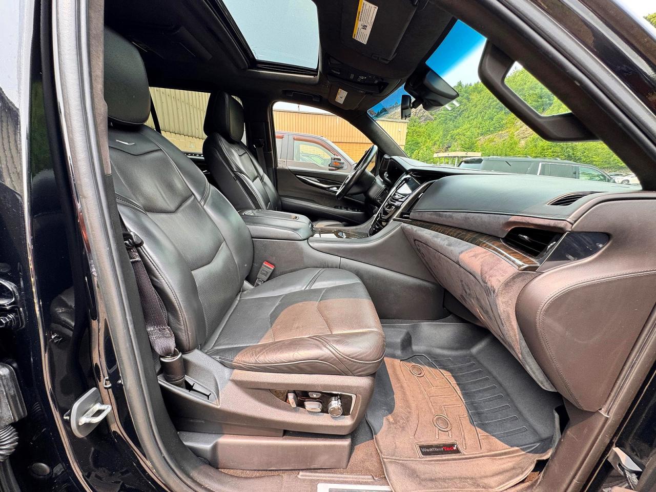 2018 CADILLAC ESCALADE