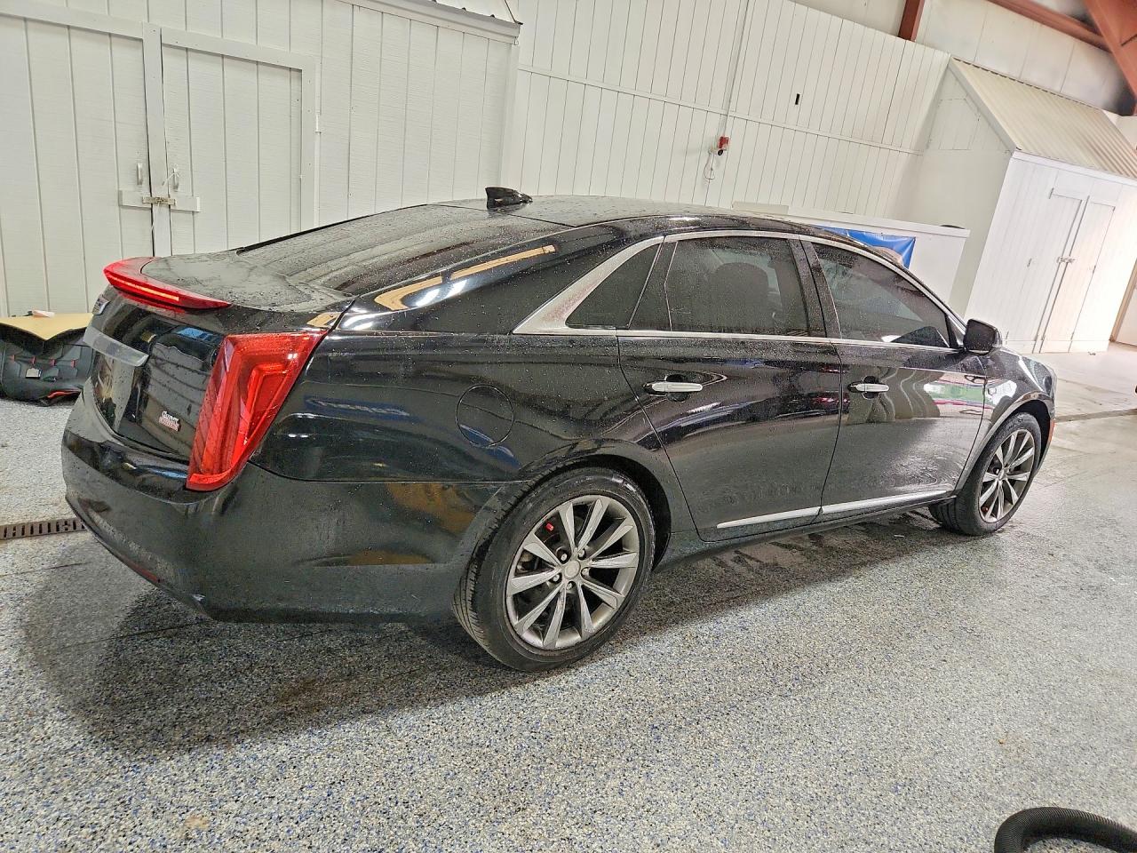 2016 CADILLAC XTS
