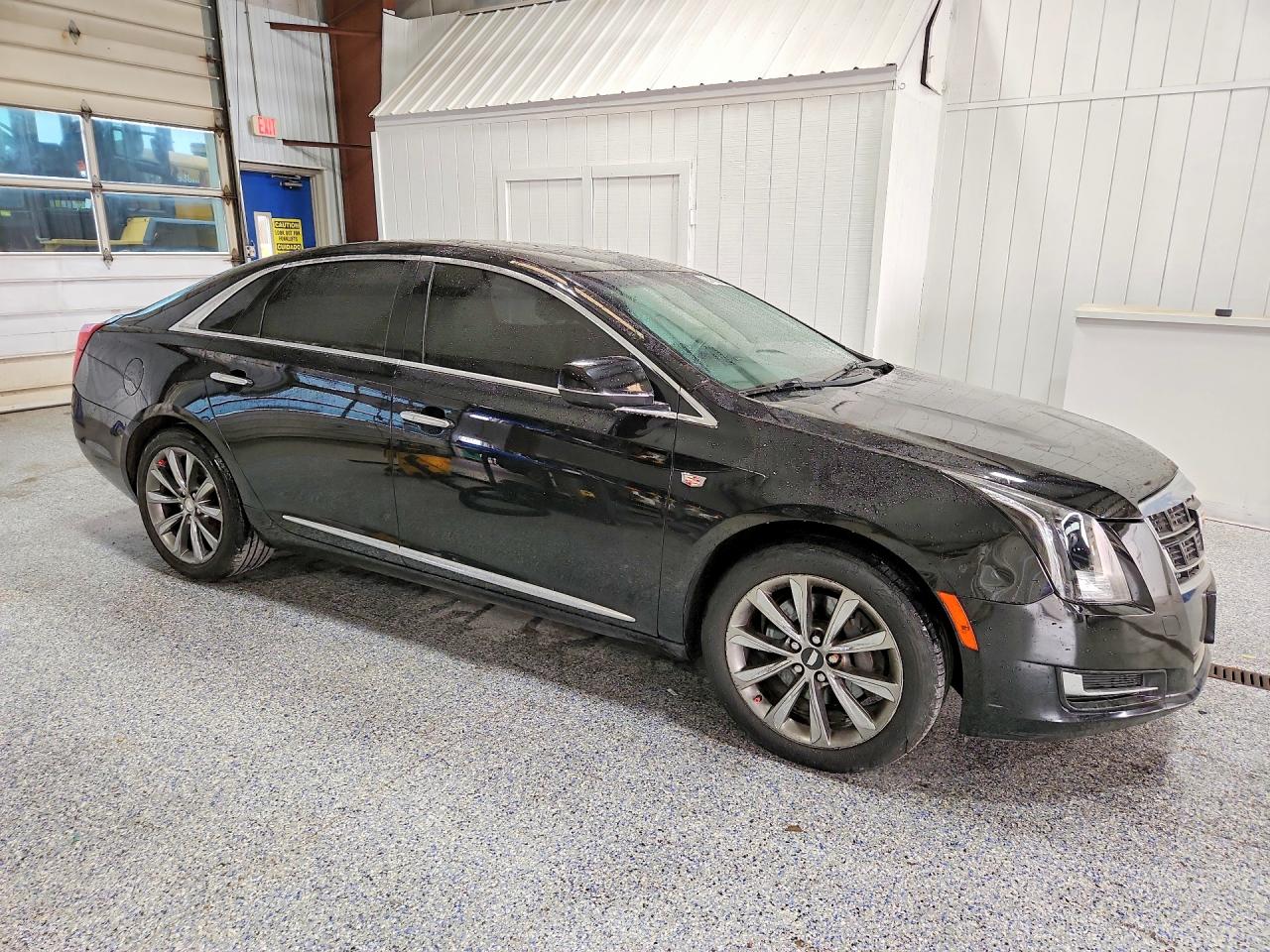 2016 CADILLAC XTS