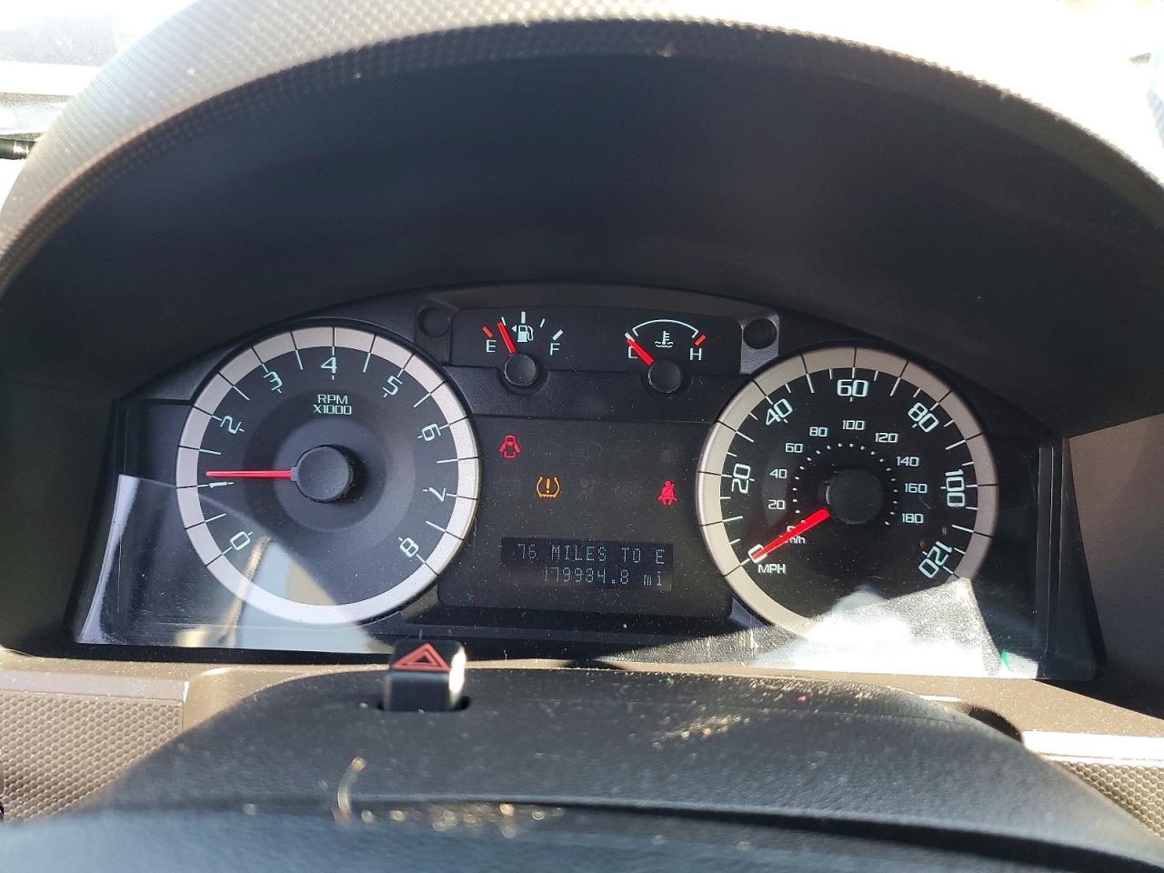 2010 FORD ESCAPE
