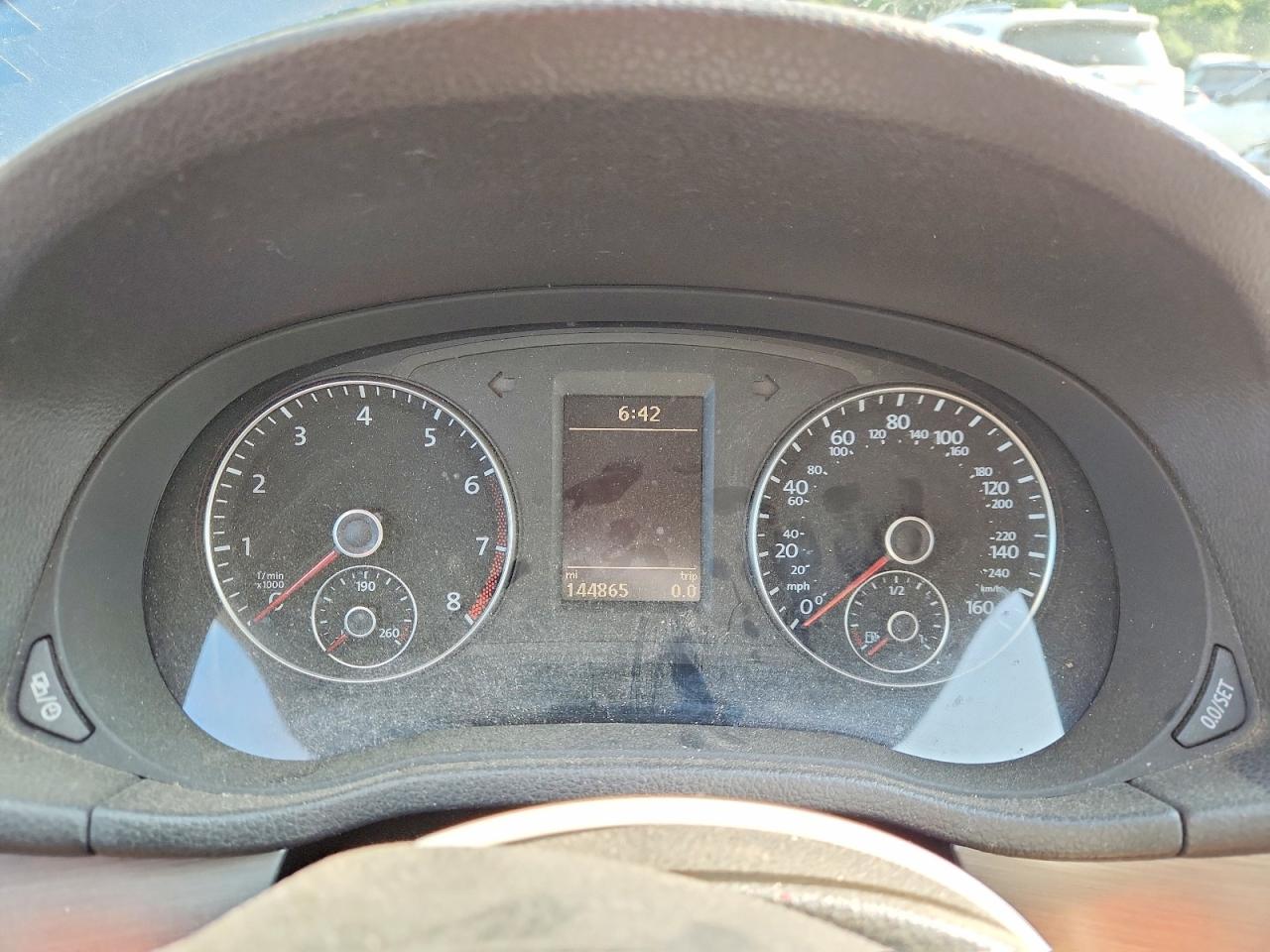 2015 VOLKSWAGEN PASSAT