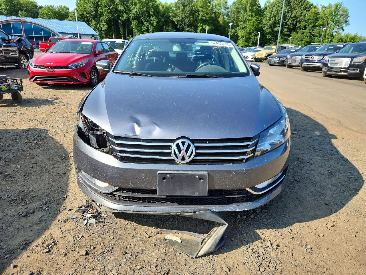 2015 VOLKSWAGEN PASSAT