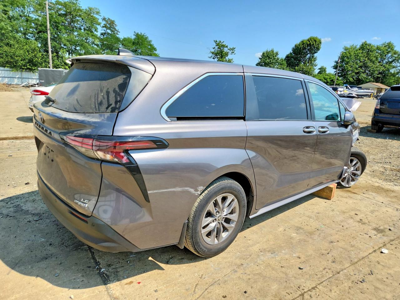 2023 TOYOTA SIENNA
