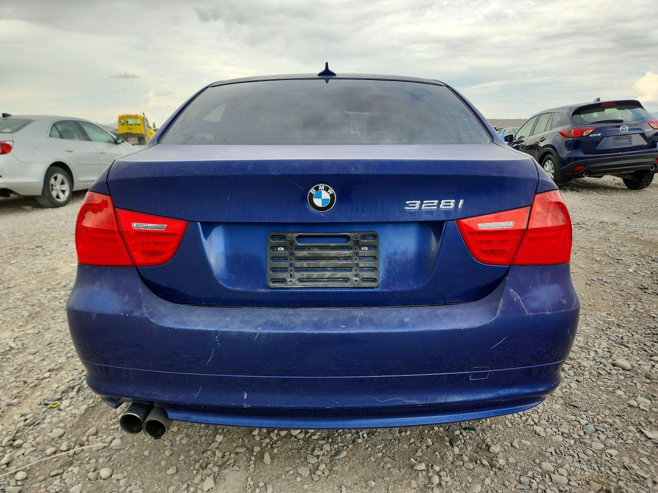 2011 BMW 3 SERIES
