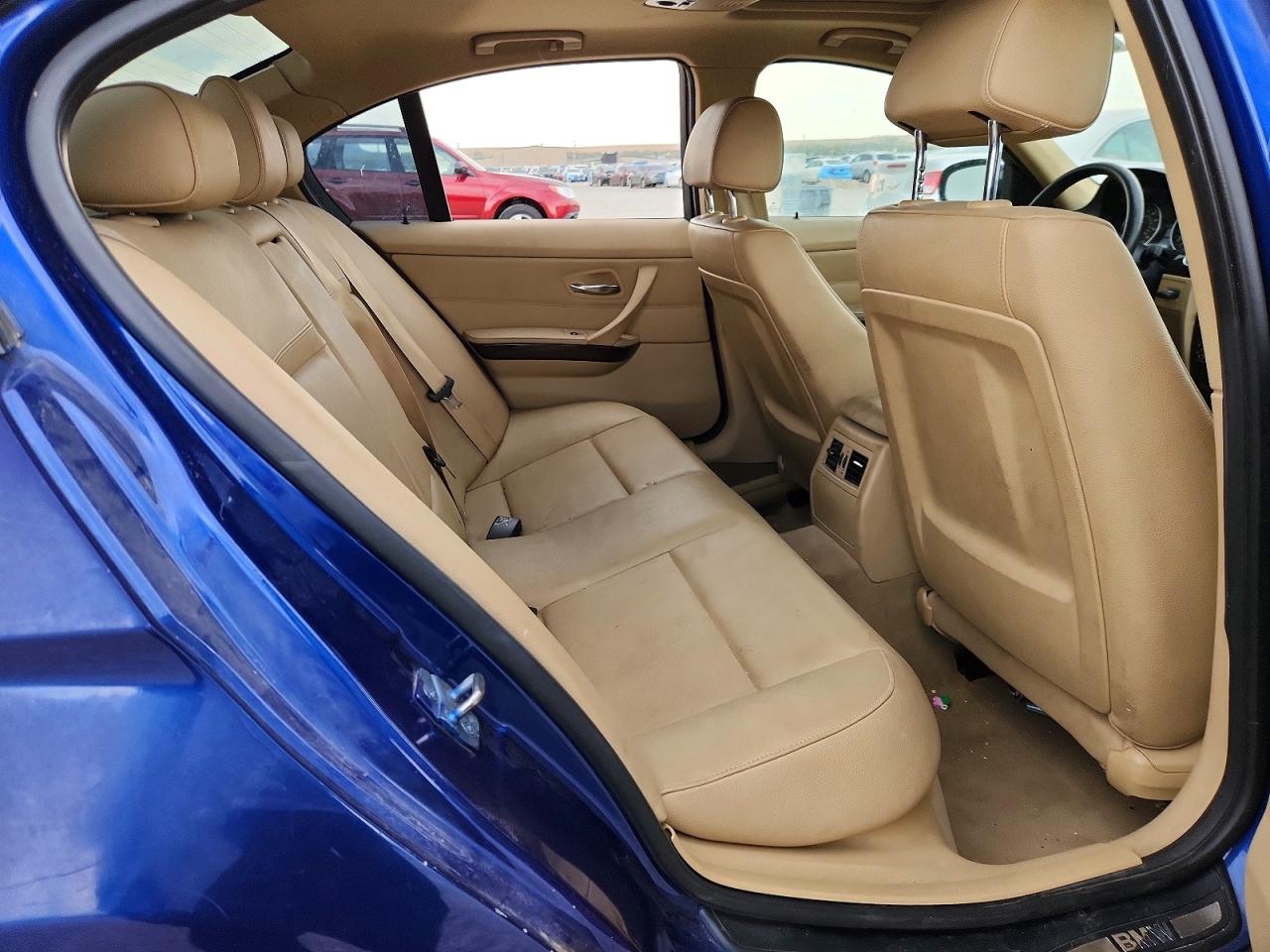 2011 BMW 3 SERIES