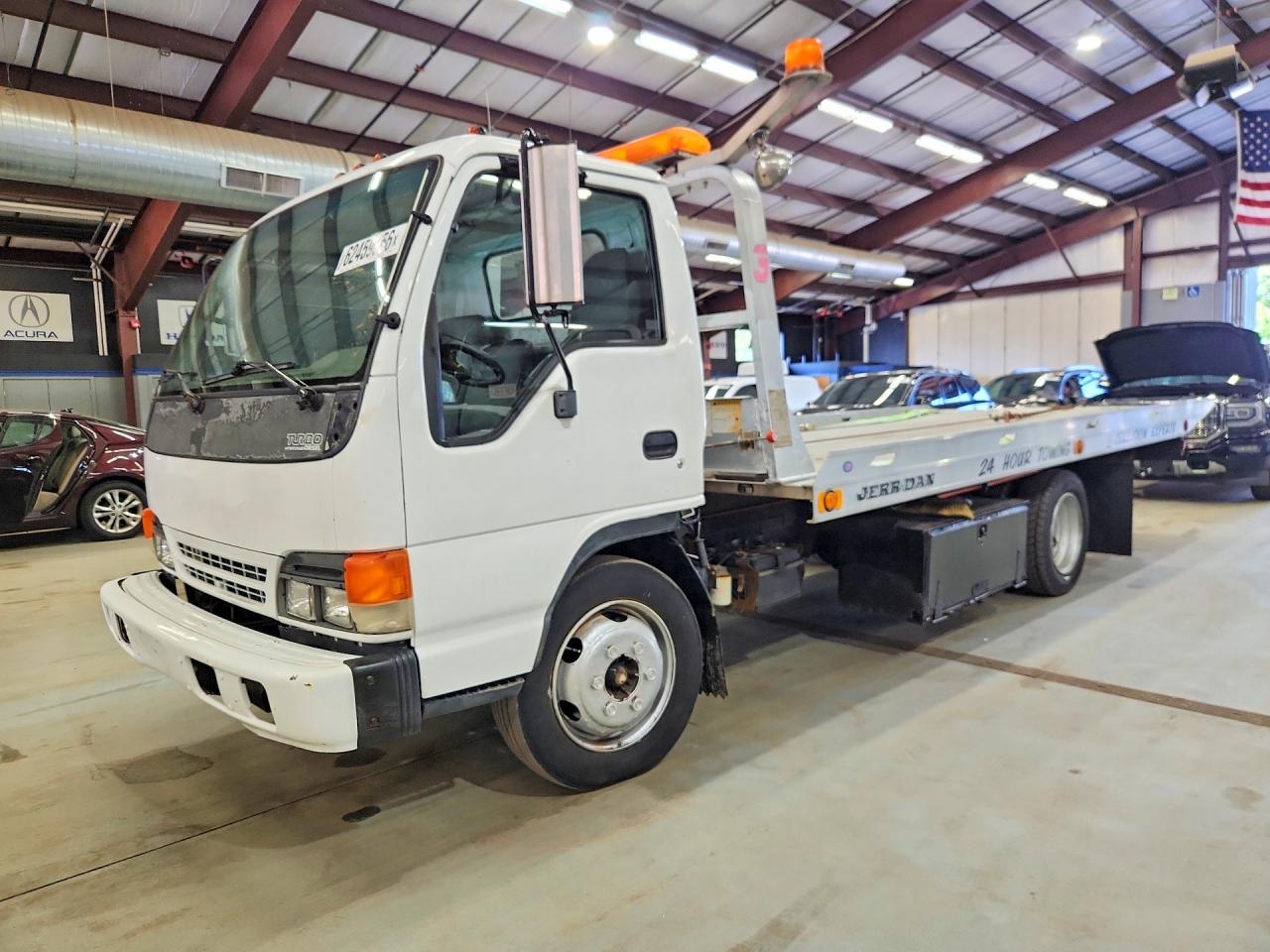 2005 ISUZU NQR