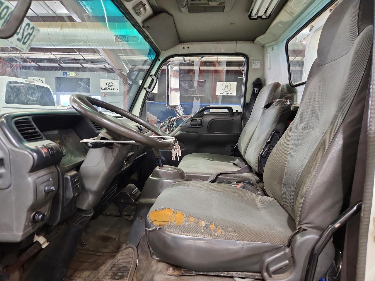 2005 ISUZU NQR