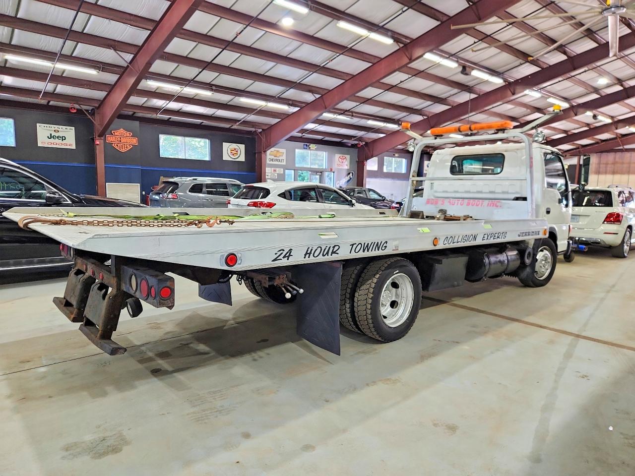 2005 ISUZU NQR