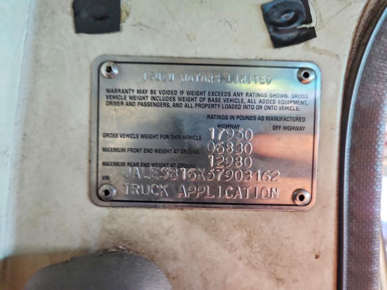 2005 ISUZU NQR