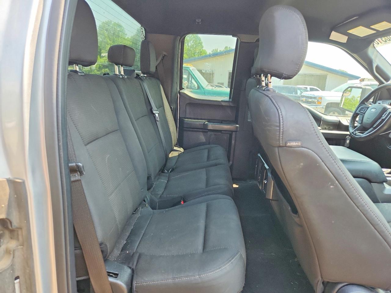 2016 FORD F150