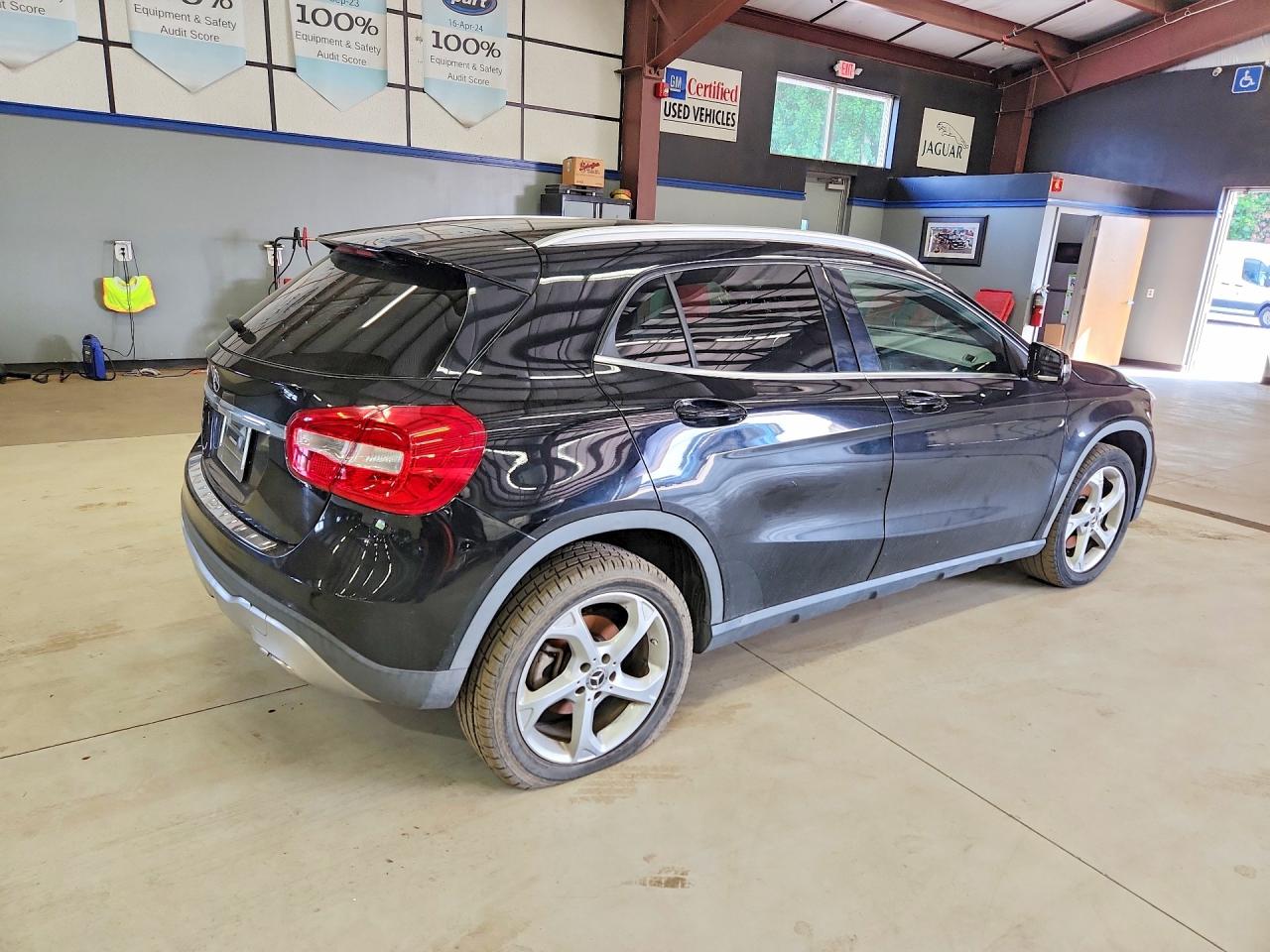 2020 MERCEDES-BENZ GLA-CLASS