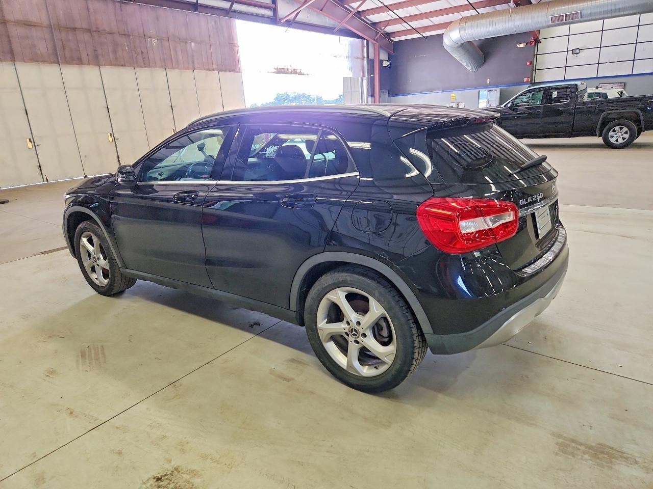 2020 MERCEDES-BENZ GLA-CLASS