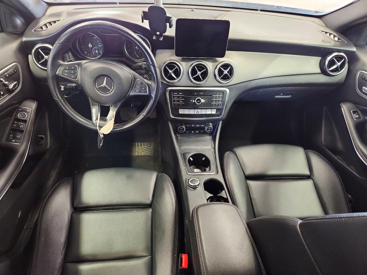 2020 MERCEDES-BENZ GLA-CLASS
