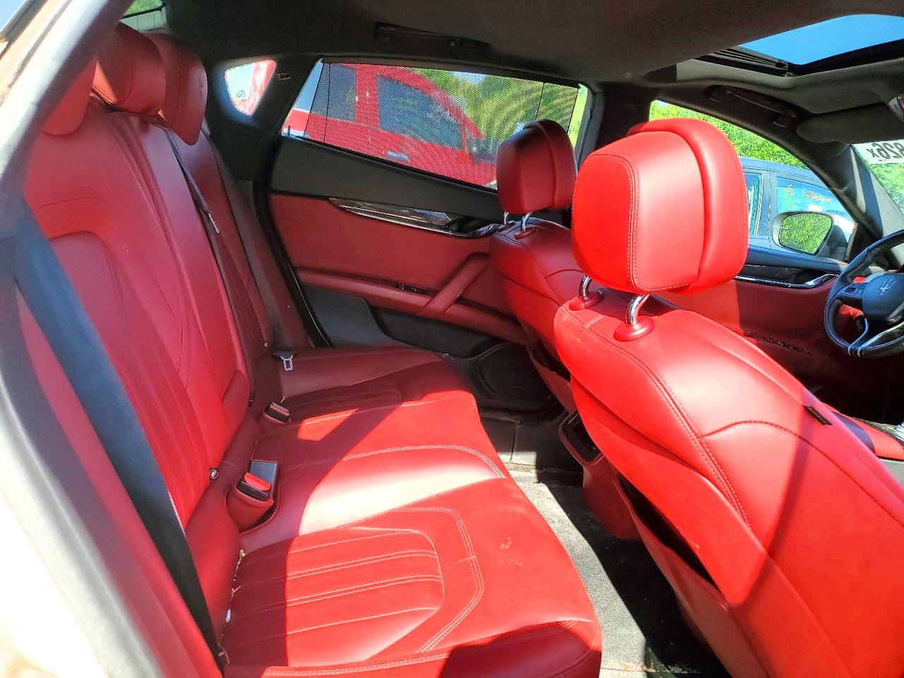 2017 MASERATI QUATTROPOR