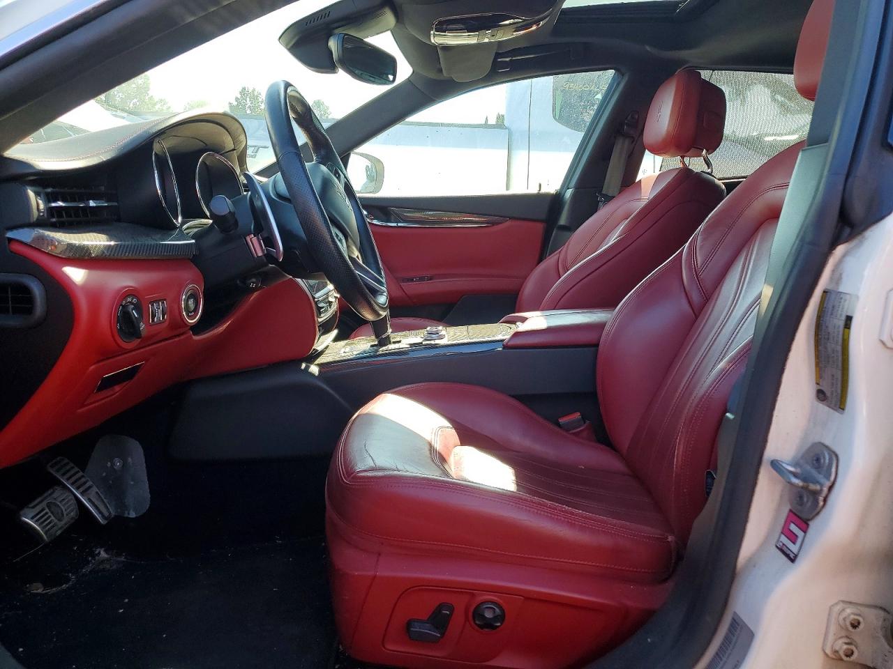 2017 MASERATI QUATTROPOR