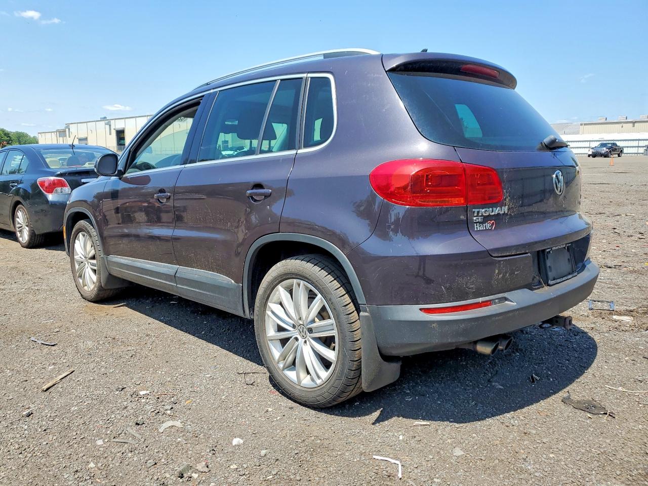2016 VOLKSWAGEN TIGUAN