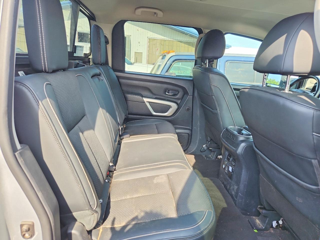 2019 NISSAN TITAN