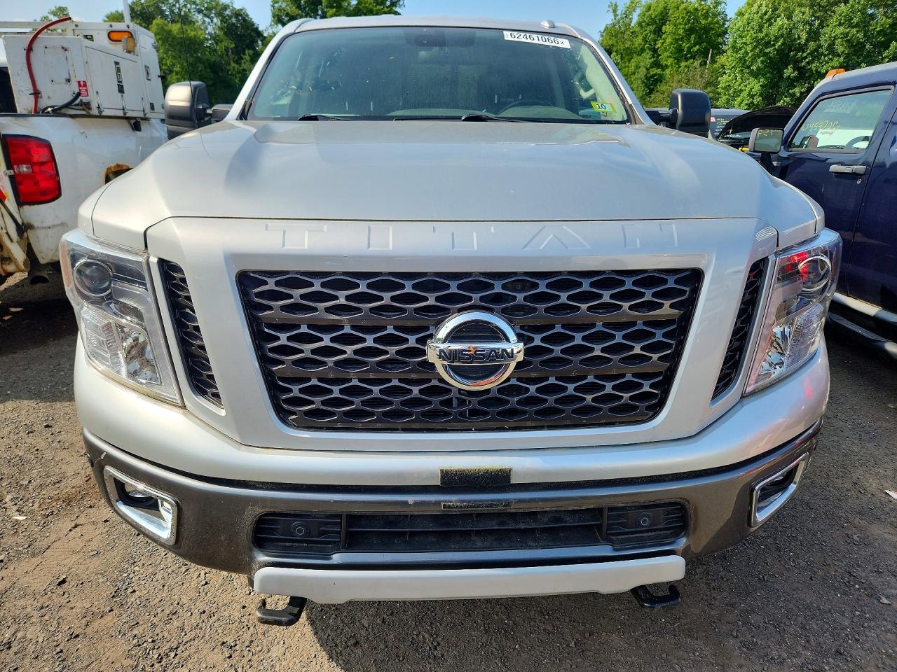 2019 NISSAN TITAN