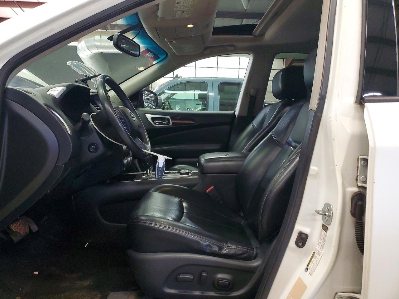 2016 NISSAN PATHFINDER