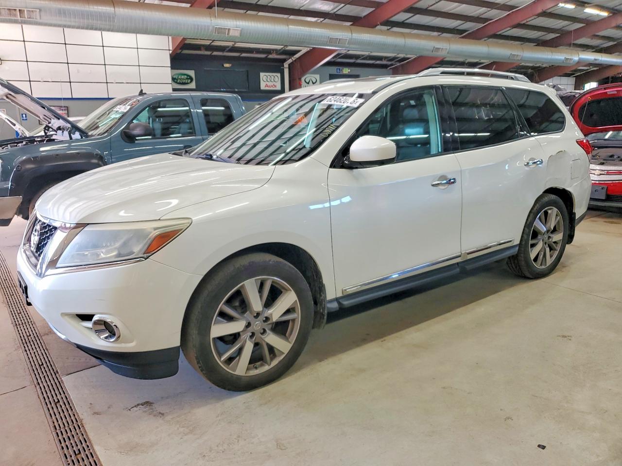 2016 NISSAN PATHFINDER