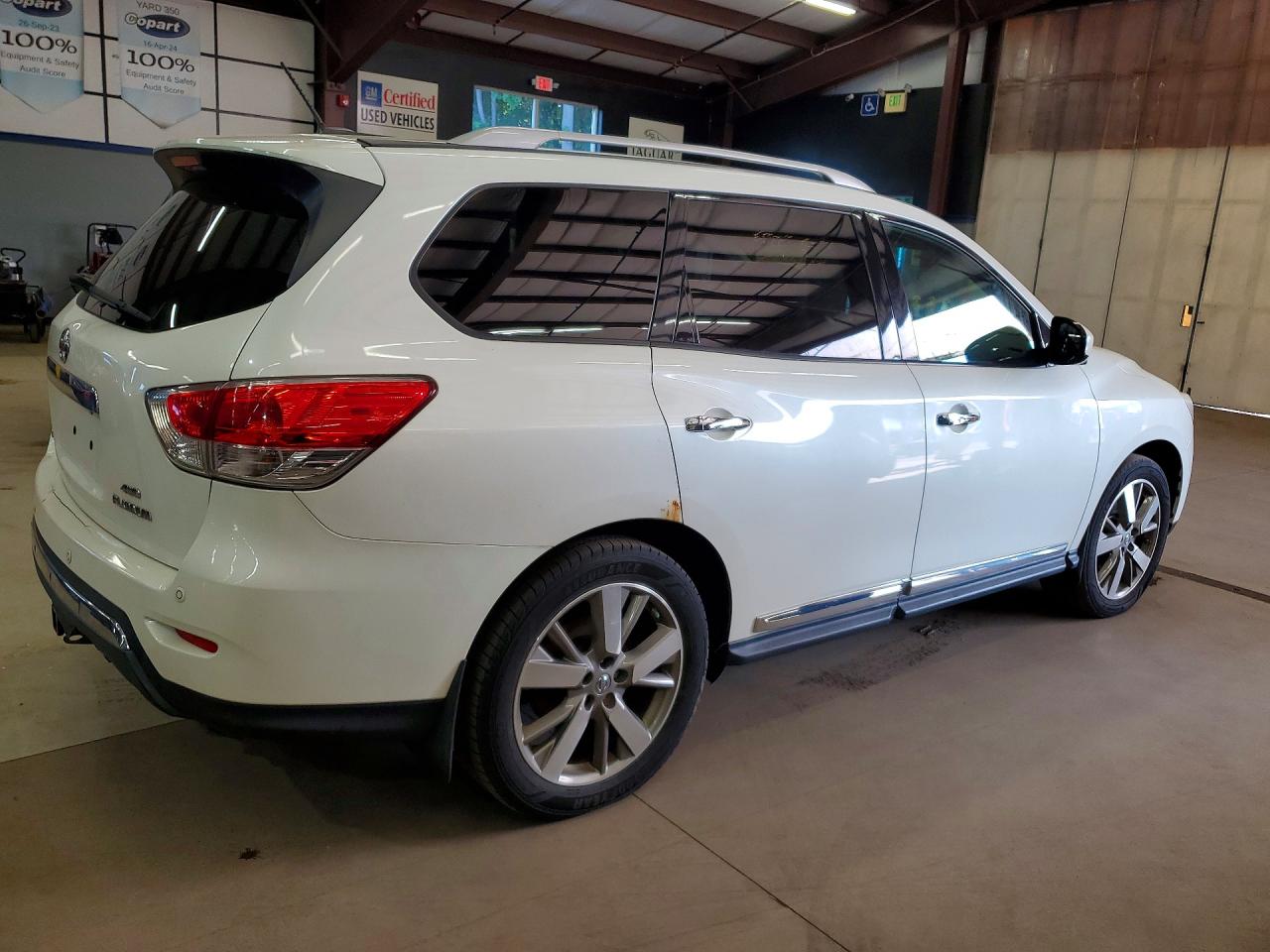 2016 NISSAN PATHFINDER
