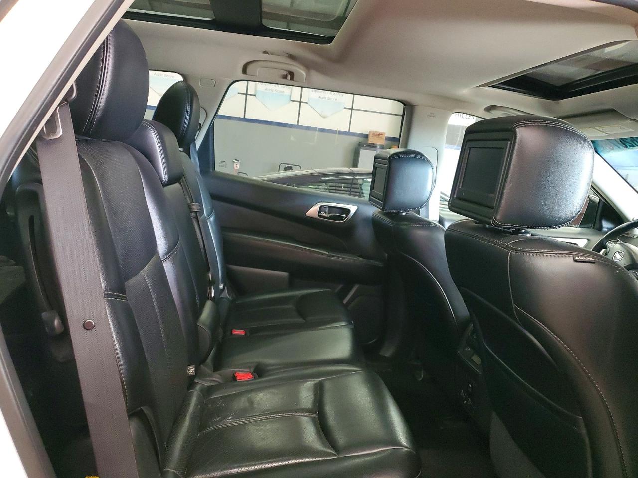 2016 NISSAN PATHFINDER