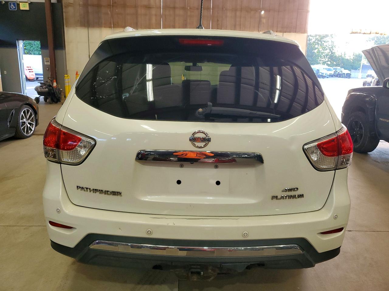 2016 NISSAN PATHFINDER