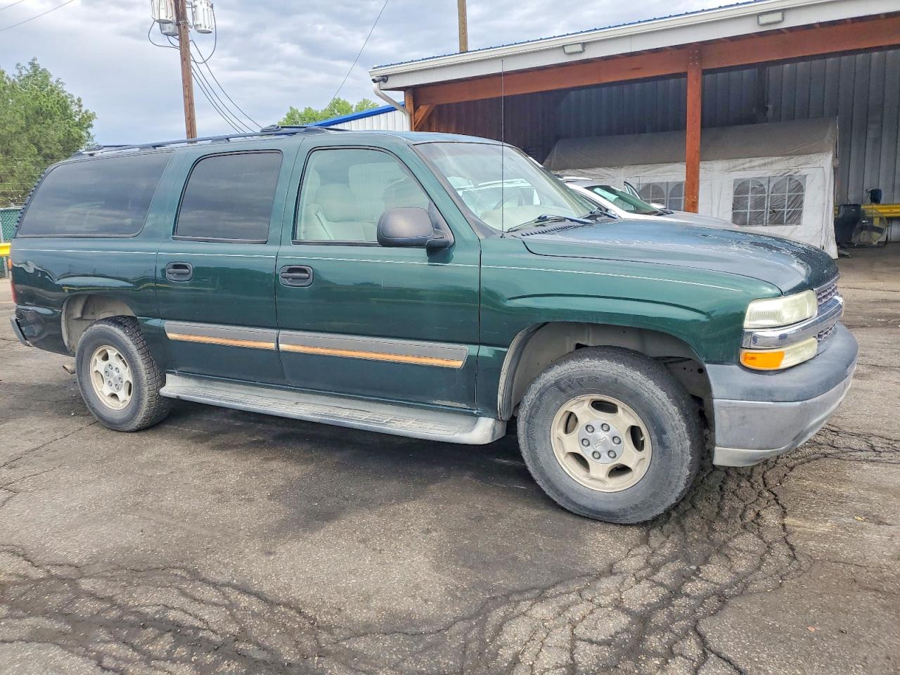 2004 CHEVROLET SUBURBAN