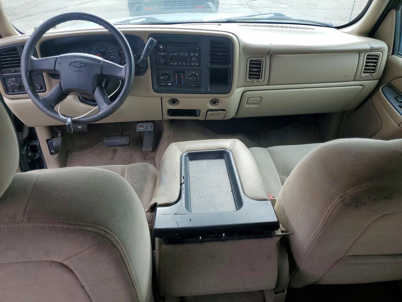 2004 CHEVROLET SUBURBAN