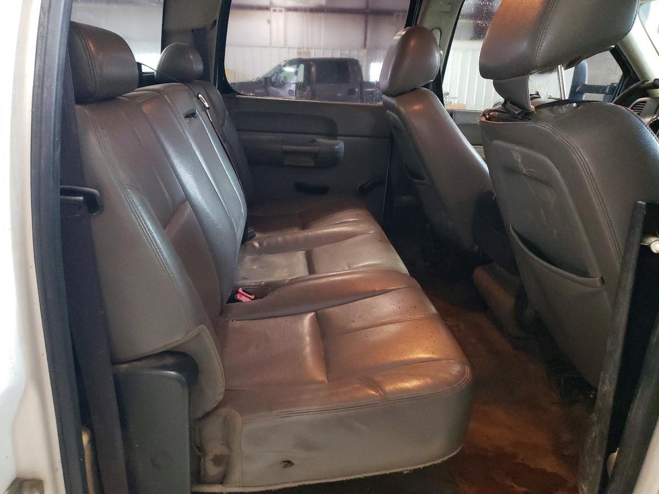 2013 CHEVROLET SILVERADO