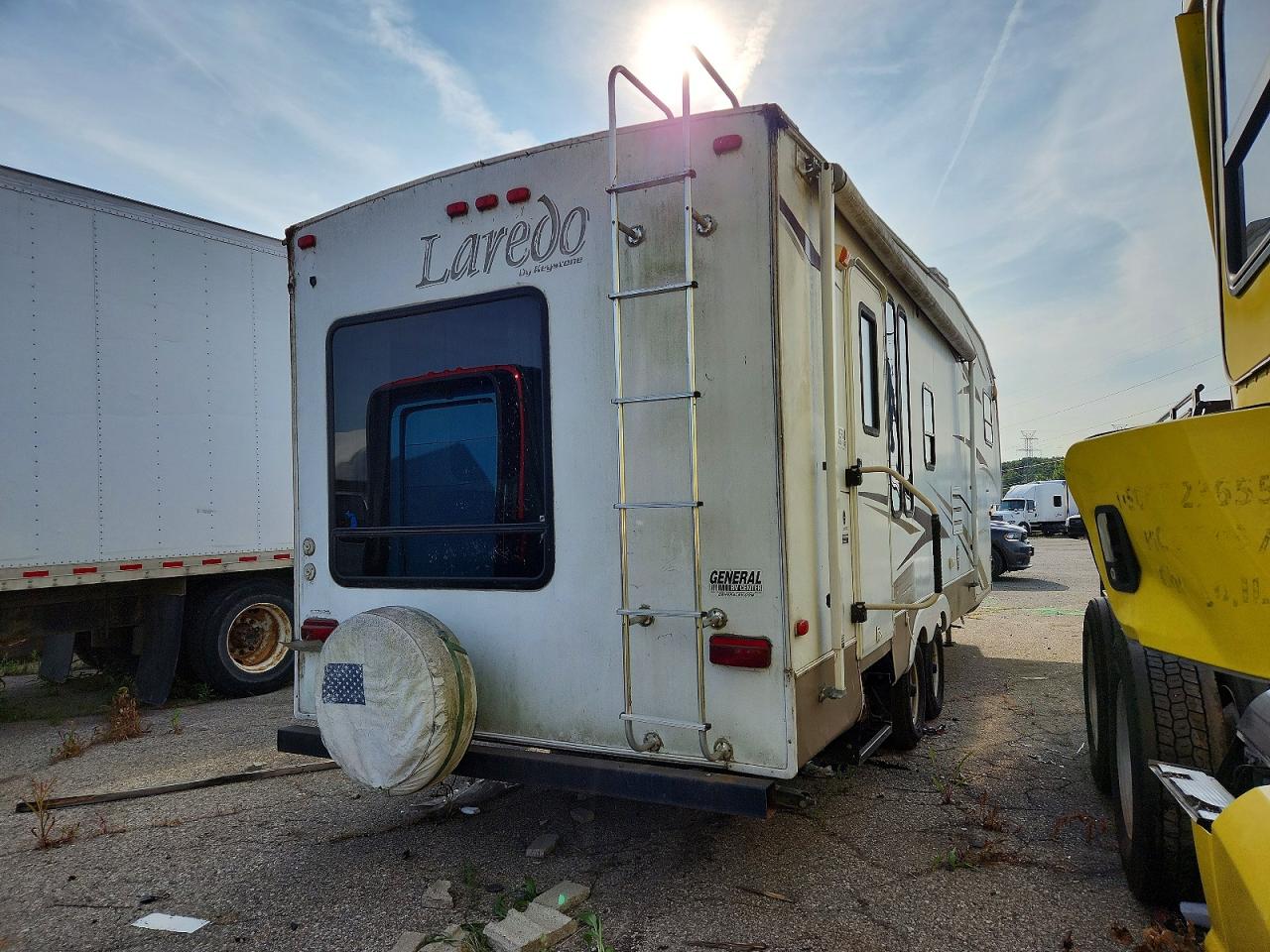 2007 KEYS LAREDO