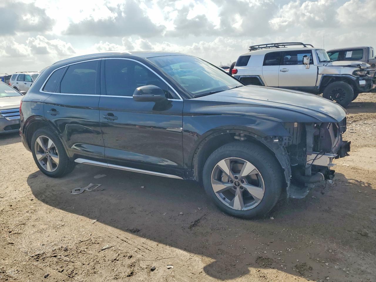 2023 AUDI Q5