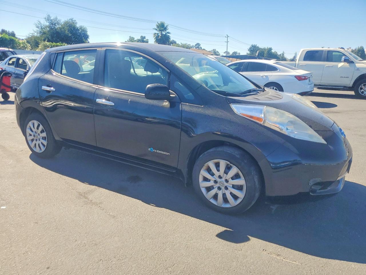 2013 NISSAN LEAF