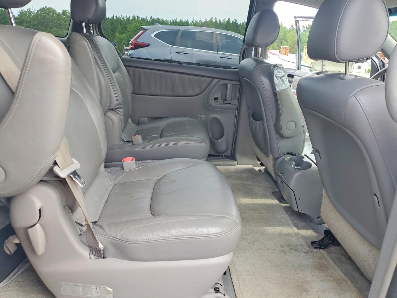 2006 TOYOTA SIENNA