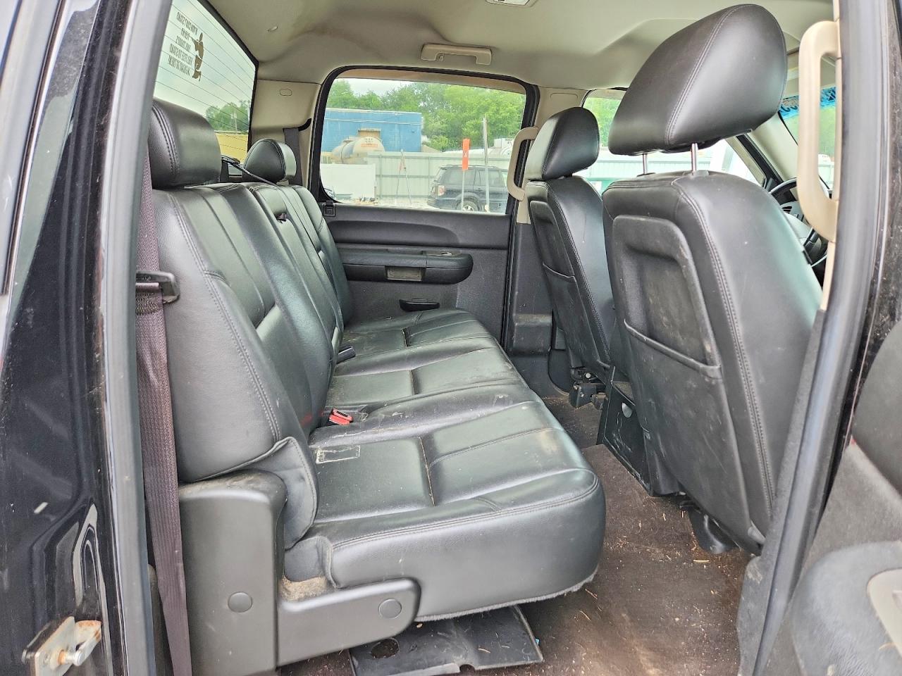 2013 CHEVROLET SILVERADO